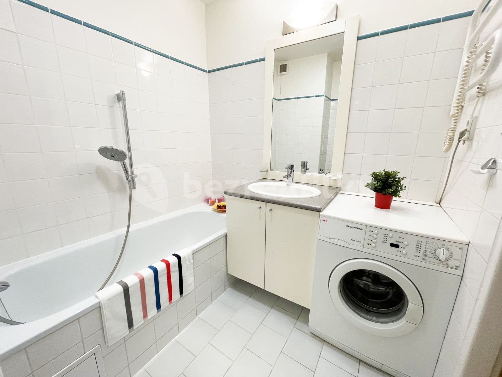 1 bedroom with open-plan kitchen flat to rent, 50 m², Ke Dvoru, Prague, Prague 1 bedroom with open-plan kitchen flat to rent, 50 m², Ke Dvoru, Prague, Prague