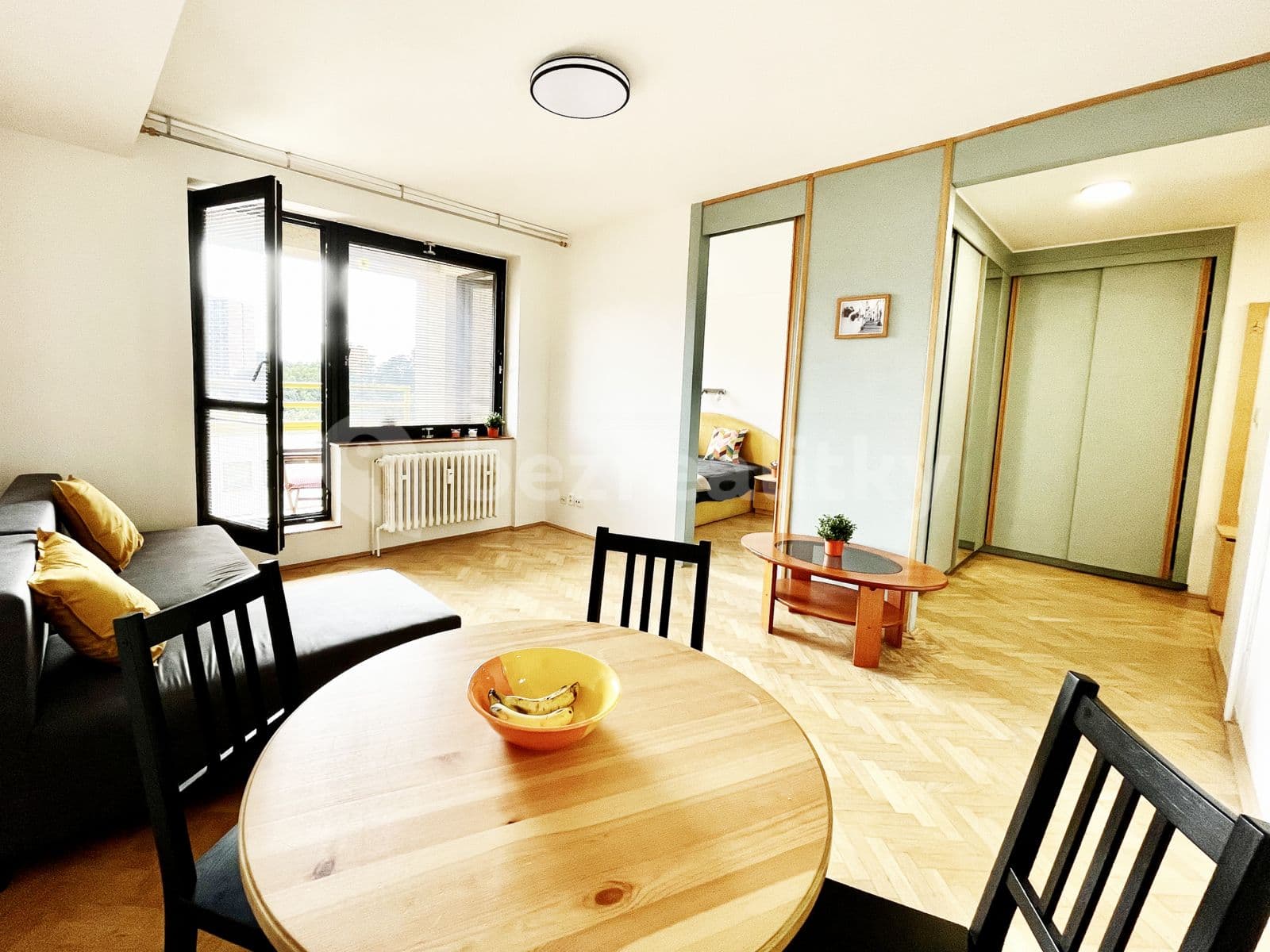 1 bedroom with open-plan kitchen flat to rent, 50 m², Ke Dvoru, Prague, Prague 1 bedroom with open-plan kitchen flat to rent, 50 m², Ke Dvoru, Prague, Prague