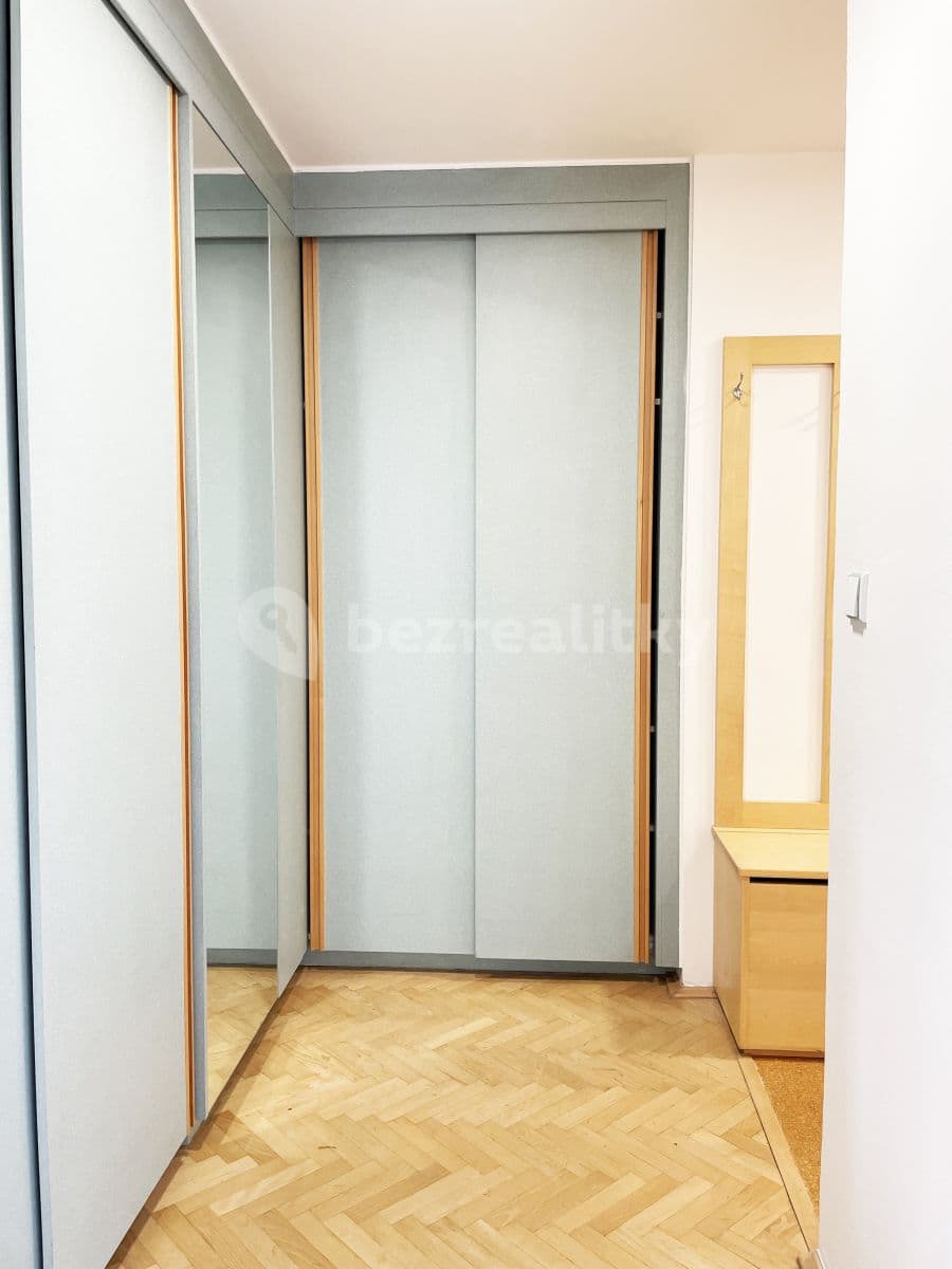 1 bedroom with open-plan kitchen flat to rent, 50 m², Ke Dvoru, Prague, Prague 1 bedroom with open-plan kitchen flat to rent, 50 m², Ke Dvoru, Prague, Prague