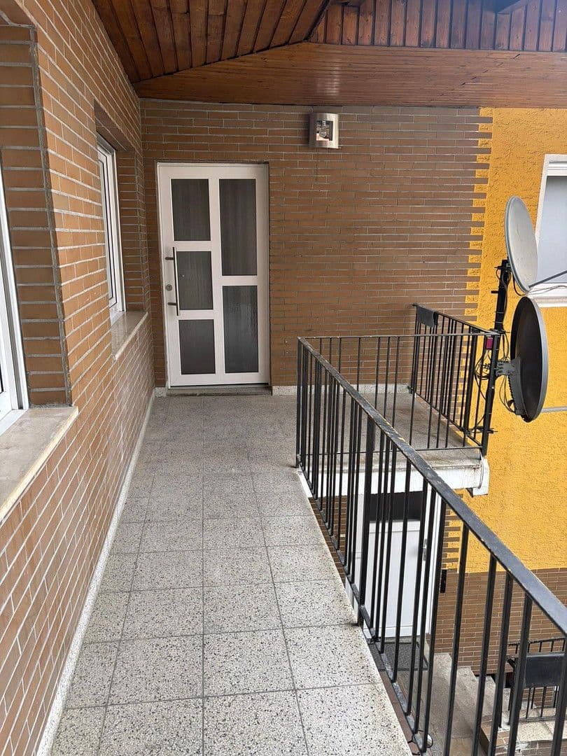 3 bedroom flat to rent, 103 m², Prechtlstr. 1, Kümmersbruck, Bavaria 3 bedroom flat to rent, 103 m², Prechtlstr. 1, Kümmersbruck, Bavaria