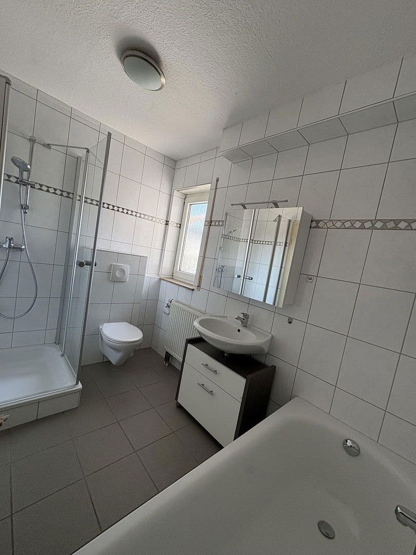 4 bedroom with open-plan kitchen flat for sale, 128 m², Ramstein-Miesenbach, Rhineland-Palatinate 4 bedroom with open-plan kitchen flat for sale, 128 m², Ramstein-Miesenbach, Rhineland-Palatinate