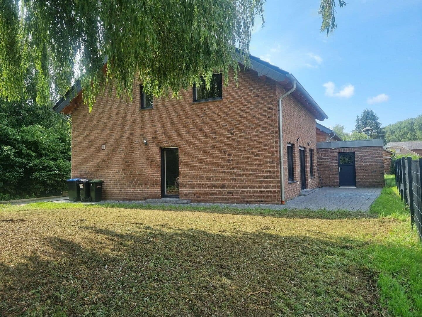 house for sale, 135 m², Annastr. 18a, Nörvenich, North Rhine-Westphalia house for sale, 135 m², Annastr. 18a, Nörvenich, North Rhine-Westphalia