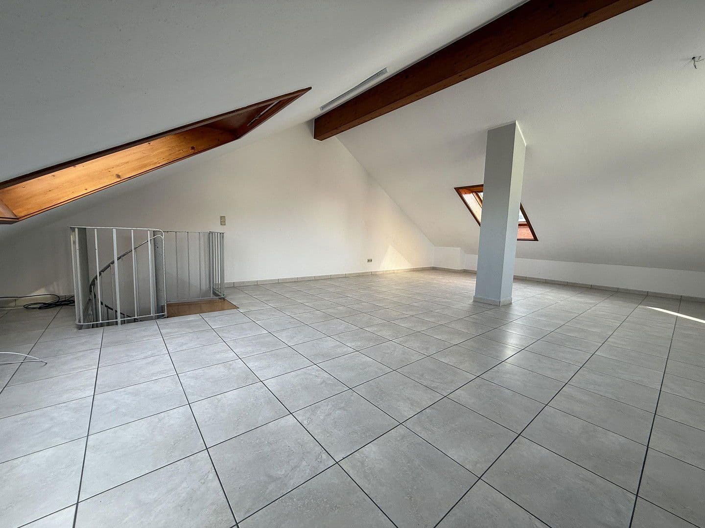 3 bedroom flat to rent, 95 m², Cleebronn, Baden-Württemberg 3 bedroom flat to rent, 95 m², Cleebronn, Baden-Württemberg