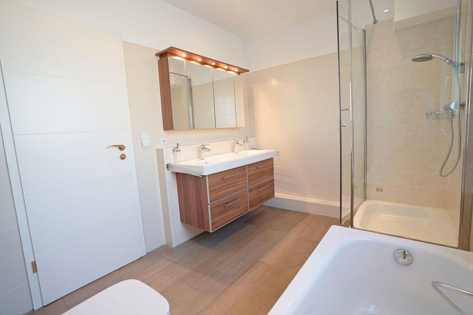 4 bedroom flat to rent, 147 m², München, Bavaria 4 bedroom flat to rent, 147 m², München, Bavaria