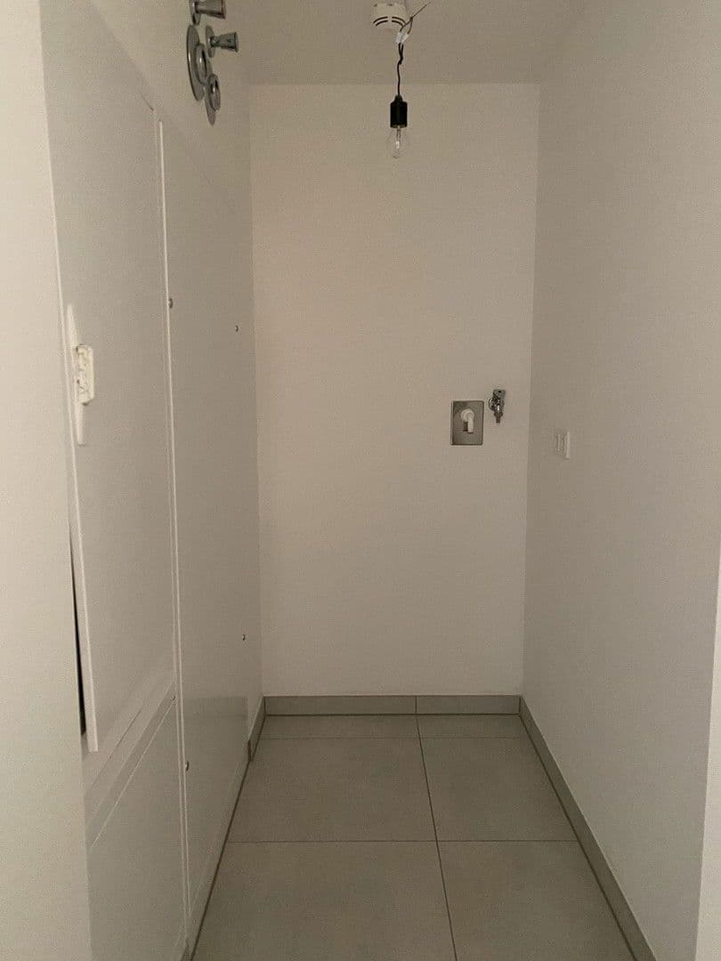 4 bedroom flat to rent, 110 m², Europa-Allee 2, Frankfurt am Main, Hesse 4 bedroom flat to rent, 110 m², Europa-Allee 2, Frankfurt am Main, Hesse