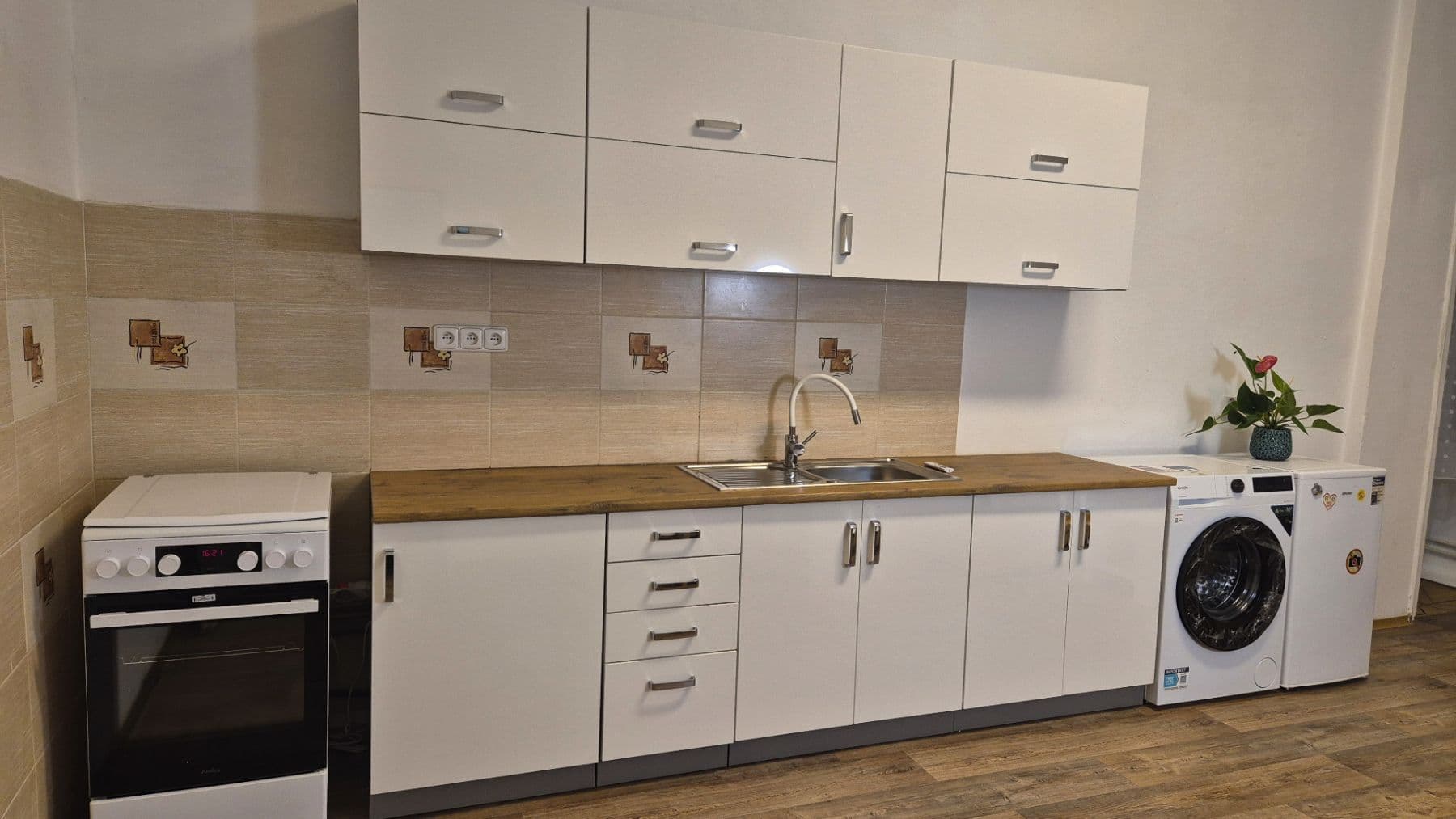 1 bedroom with open-plan kitchen flat to rent, 55 m², Bolzanova, Prague, Prague 1 bedroom with open-plan kitchen flat to rent, 55 m², Bolzanova, Prague, Prague