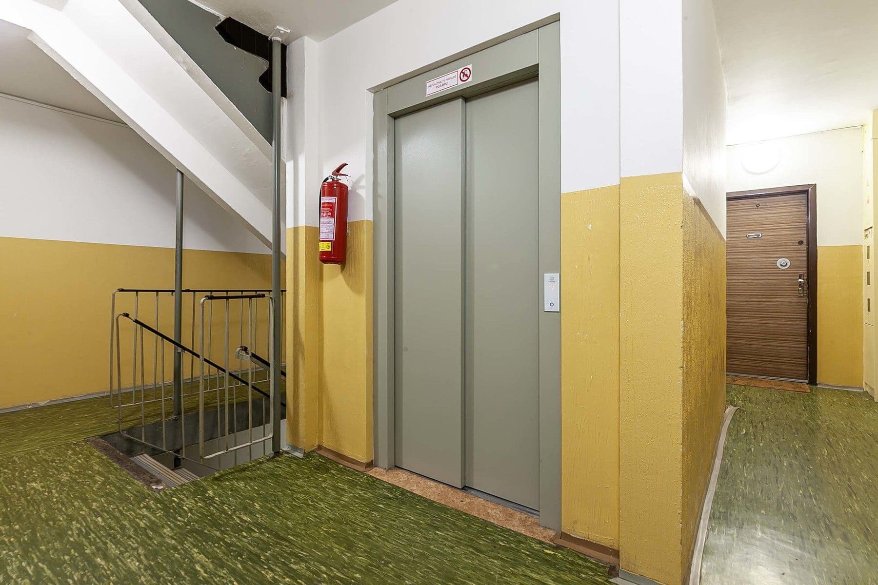 3 bedroom flat for sale, 65 m², Jažlovická, Prague, Prague 3 bedroom flat for sale, 65 m², Jažlovická, Prague, Prague