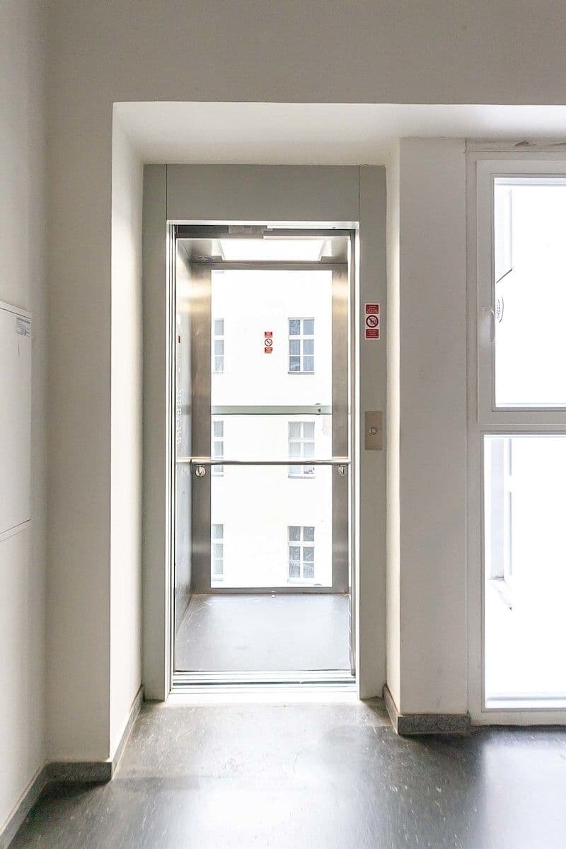 3 bedroom with open-plan kitchen flat for sale, 115 m², Varšavská, Prague, Prague 3 bedroom with open-plan kitchen flat for sale, 115 m², Varšavská, Prague, Prague