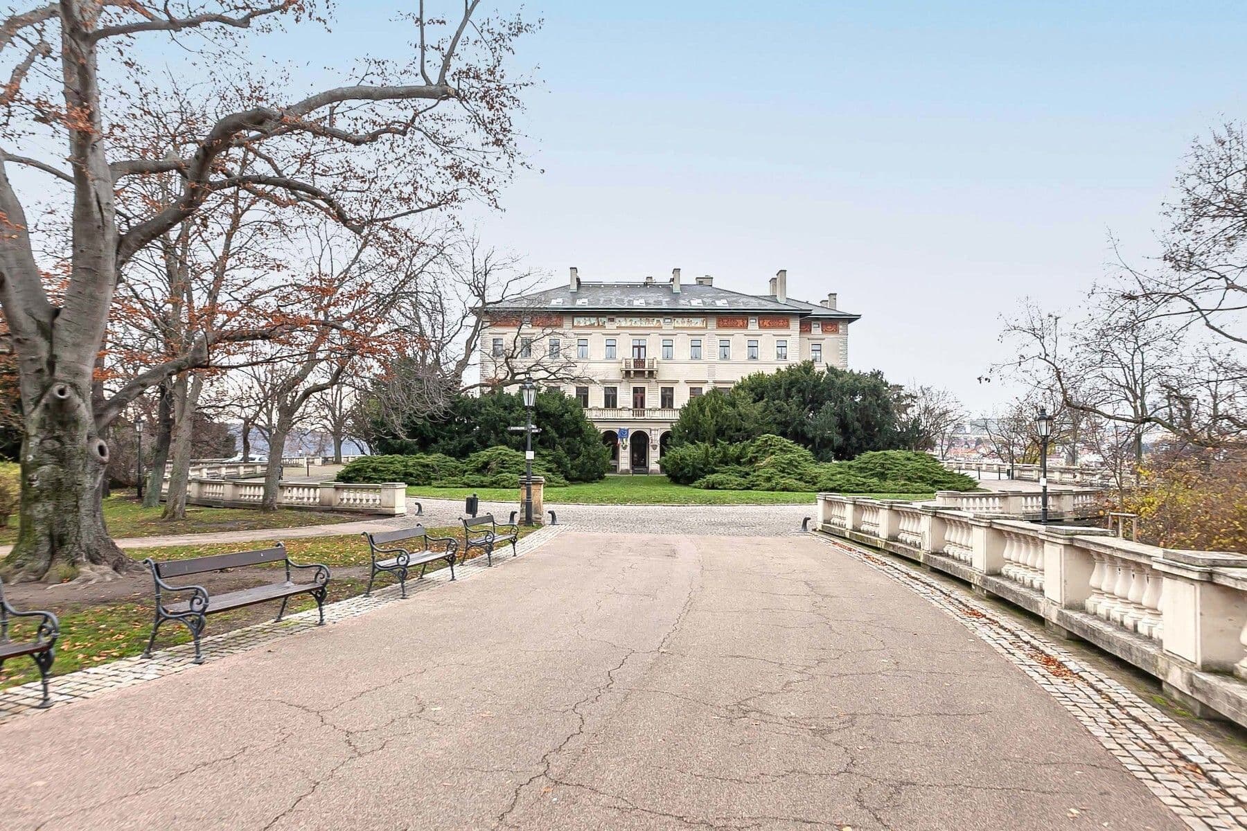3 bedroom with open-plan kitchen flat for sale, 115 m², Varšavská, Prague, Prague 3 bedroom with open-plan kitchen flat for sale, 115 m², Varšavská, Prague, Prague