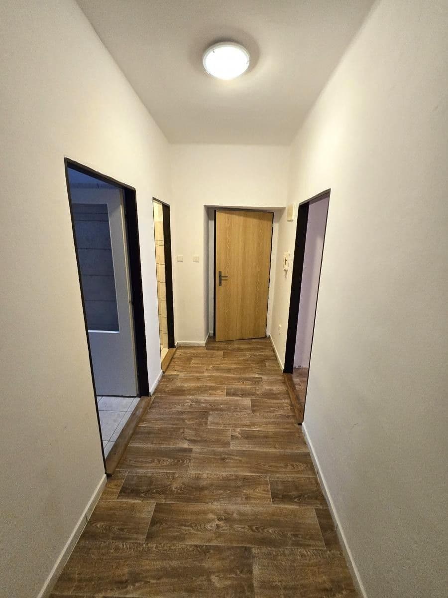 2 bedroom flat to rent, 55 m², Havlíčkovo náměstí, Lom, Ústecký Region 2 bedroom flat to rent, 55 m², Havlíčkovo náměstí, Lom, Ústecký Region