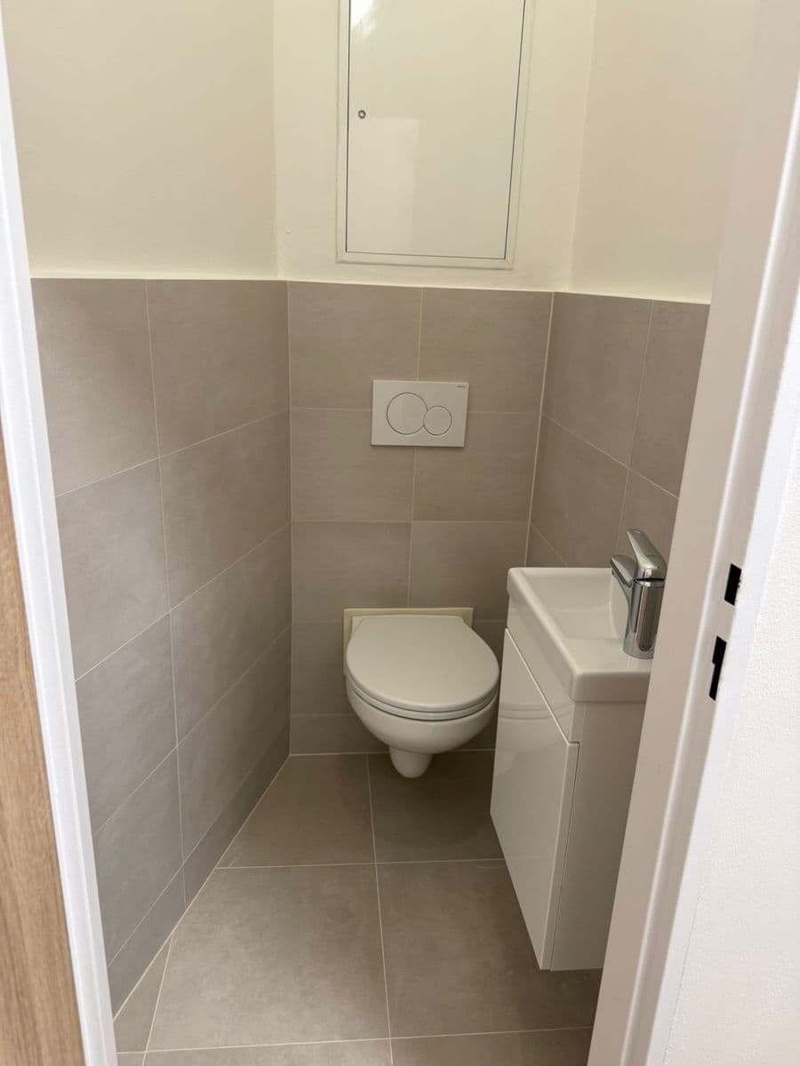 3 bedroom flat to rent, 86 m², Seifertova, Prague, Prague 3 bedroom flat to rent, 86 m², Seifertova, Prague, Prague