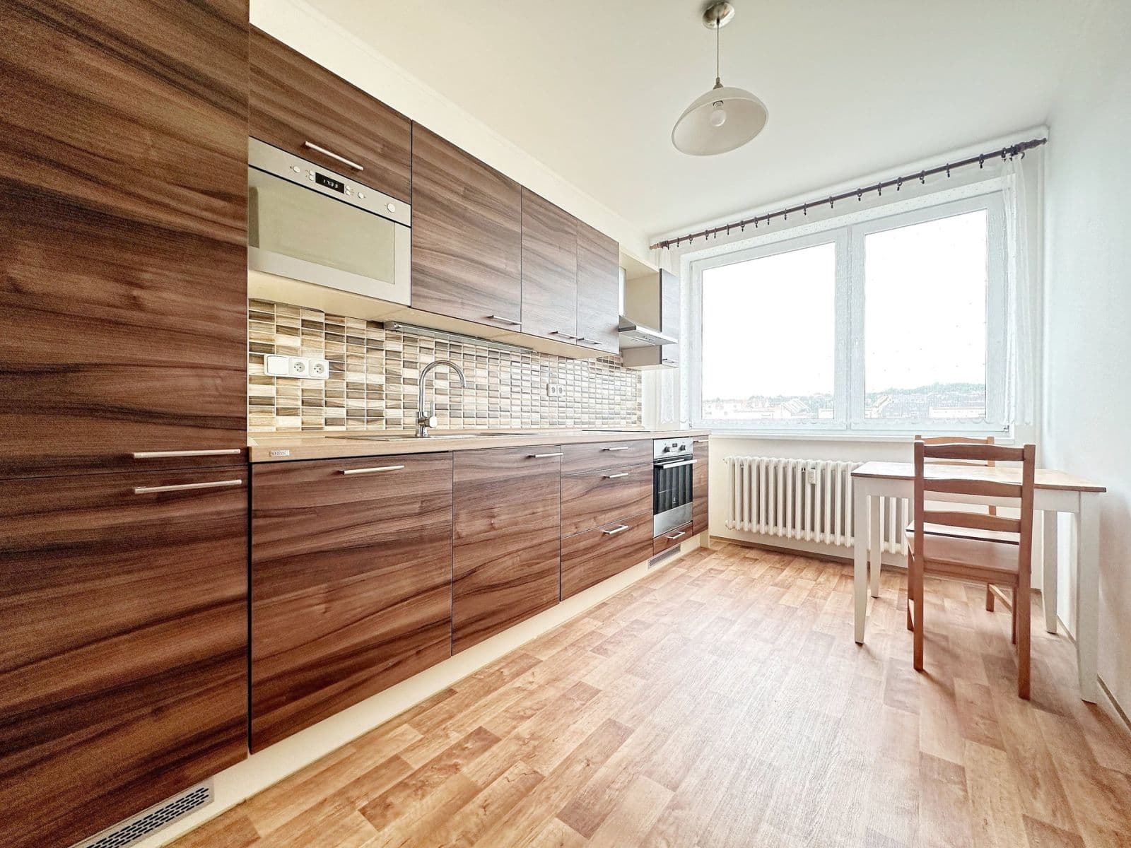 1 bedroom with open-plan kitchen flat to rent, 38 m², Nevanova, Prague, Prague 1 bedroom with open-plan kitchen flat to rent, 38 m², Nevanova, Prague, Prague