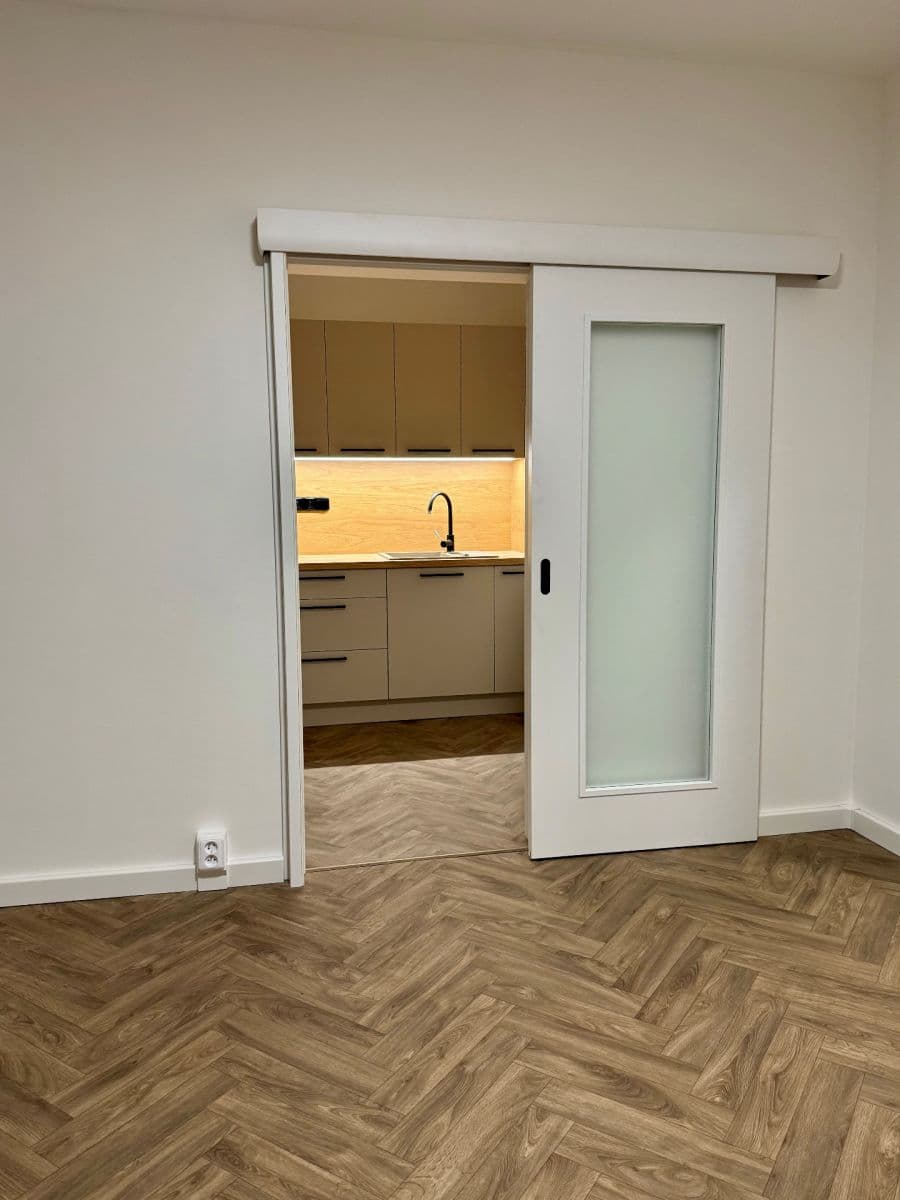 2 bedroom flat to rent, 46 m², Dlouhá, Olomouc, Olomoucký Region 2 bedroom flat to rent, 46 m², Dlouhá, Olomouc, Olomoucký Region