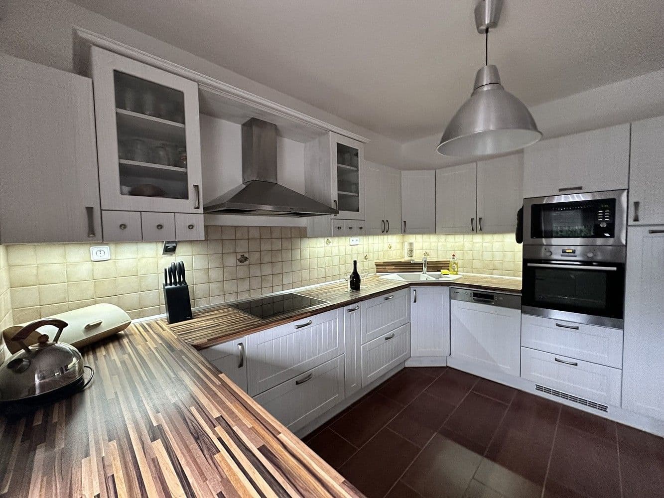 house for sale, 235 m², Zlatá, Středočeský Region house for sale, 235 m², Zlatá, Středočeský Region