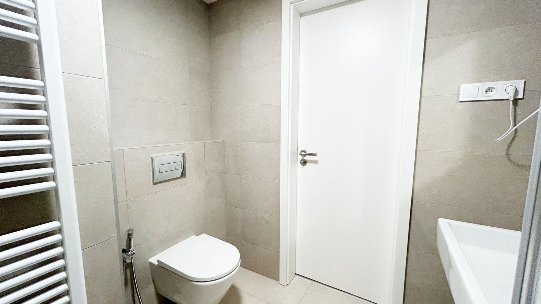 1 bedroom with open-plan kitchen flat to rent, 49 m², Ke křížku, Kladno, Středočeský Region 1 bedroom with open-plan kitchen flat to rent, 49 m², Ke křížku, Kladno, Středočeský Region