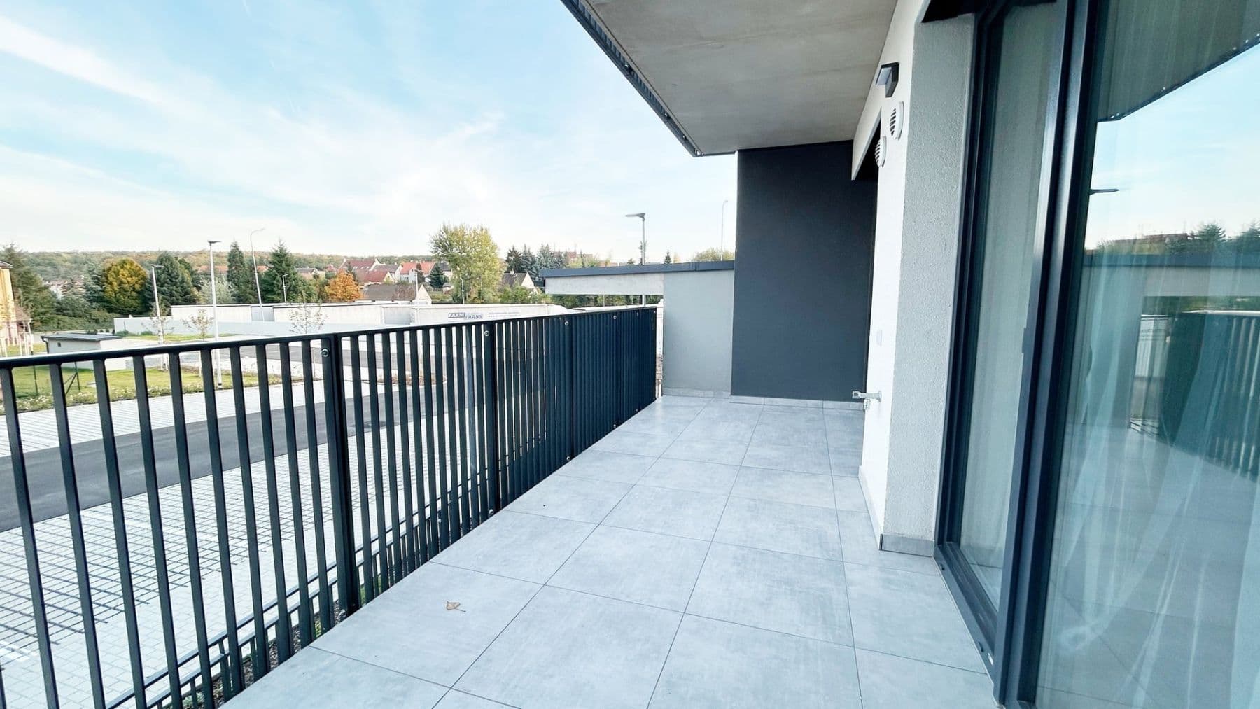 1 bedroom with open-plan kitchen flat to rent, 49 m², Ke křížku, Kladno, Středočeský Region 1 bedroom with open-plan kitchen flat to rent, 49 m², Ke křížku, Kladno, Středočeský Region