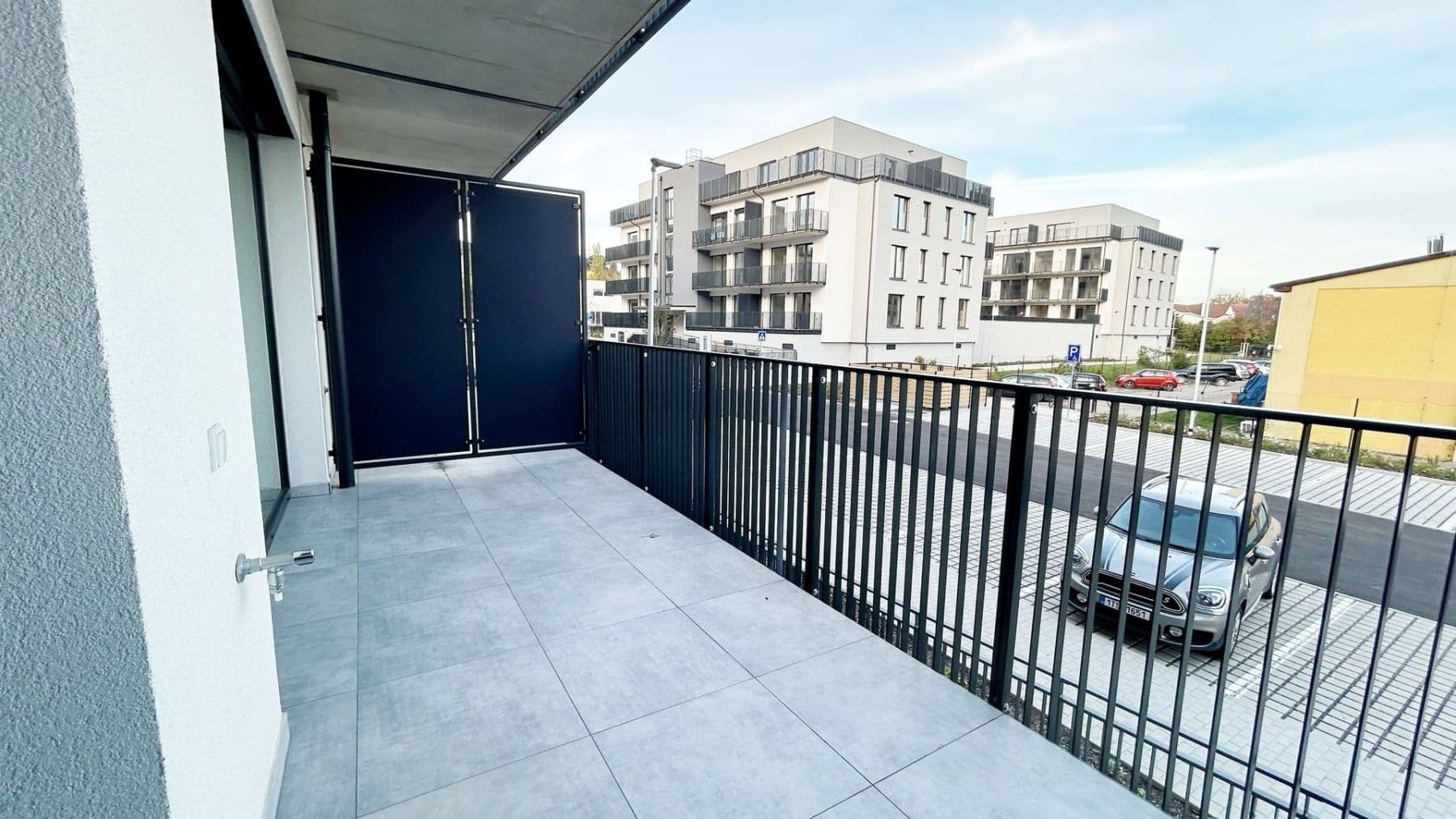 1 bedroom with open-plan kitchen flat to rent, 49 m², Ke křížku, Kladno, Středočeský Region 1 bedroom with open-plan kitchen flat to rent, 49 m², Ke křížku, Kladno, Středočeský Region