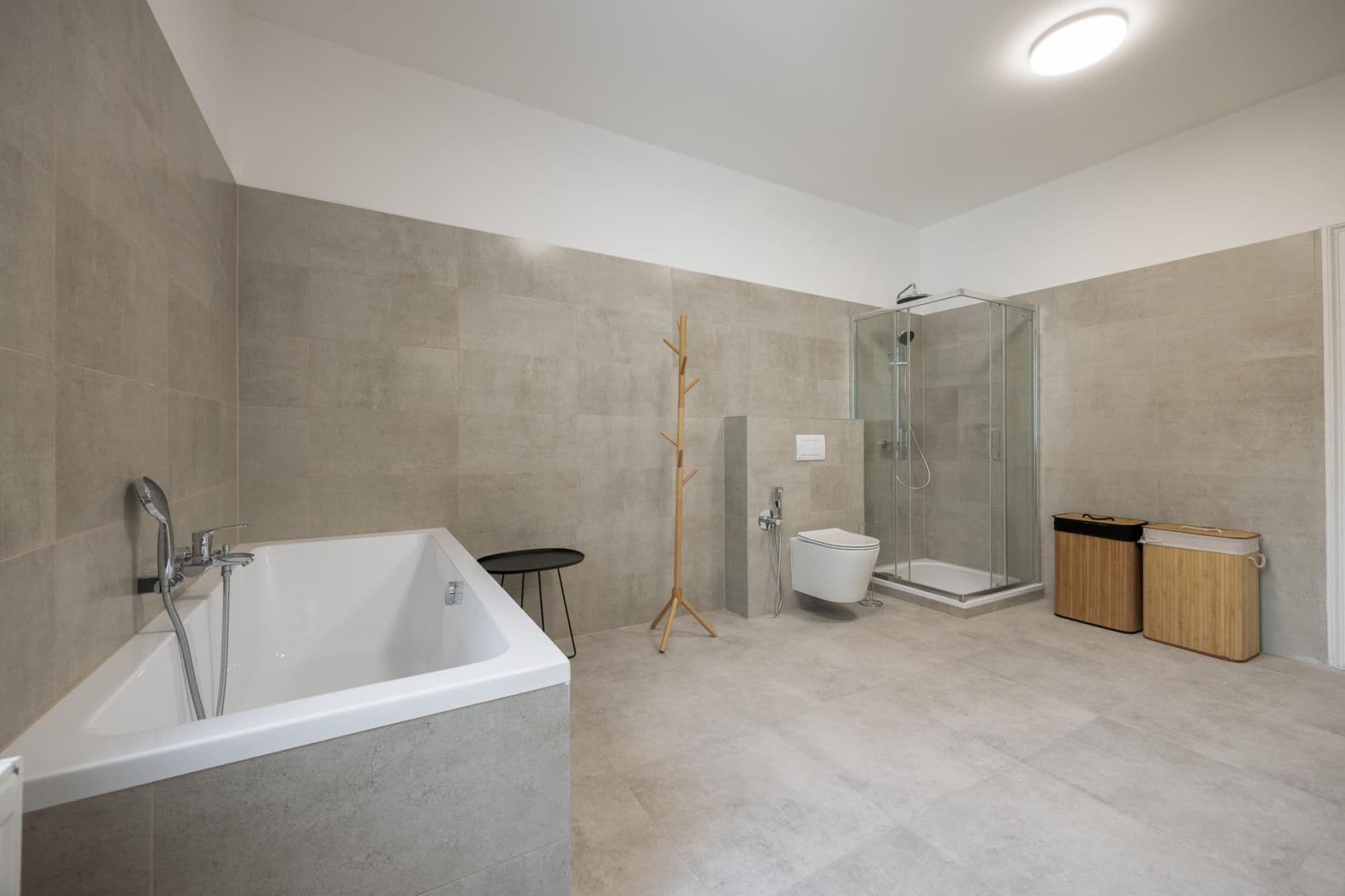 1 bedroom with open-plan kitchen flat to rent, 74 m², Nádražní, Ostrava, Moravskoslezský Region 1 bedroom with open-plan kitchen flat to rent, 74 m², Nádražní, Ostrava, Moravskoslezský Region