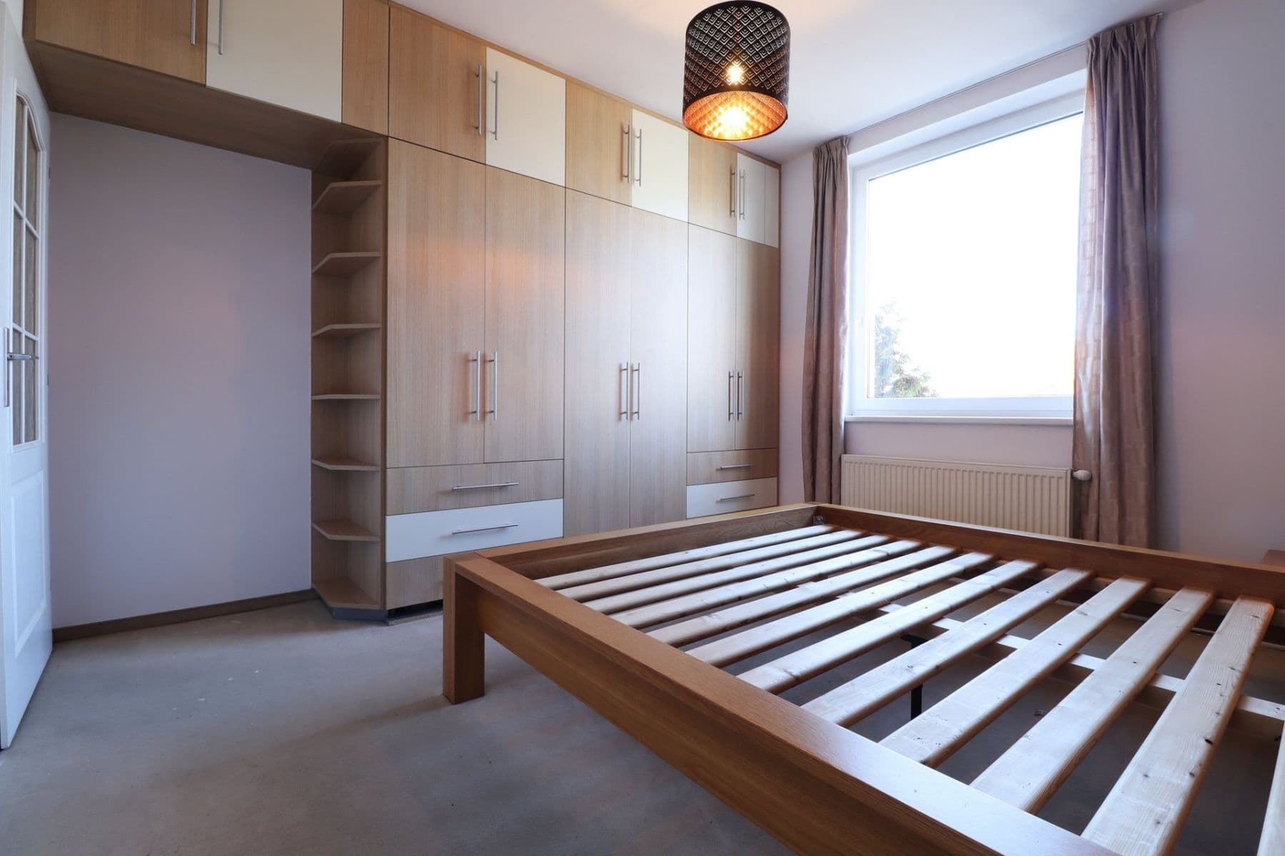 2 bedroom with open-plan kitchen flat to rent, 76 m², Pastevců, Prague, Prague 2 bedroom with open-plan kitchen flat to rent, 76 m², Pastevců, Prague, Prague