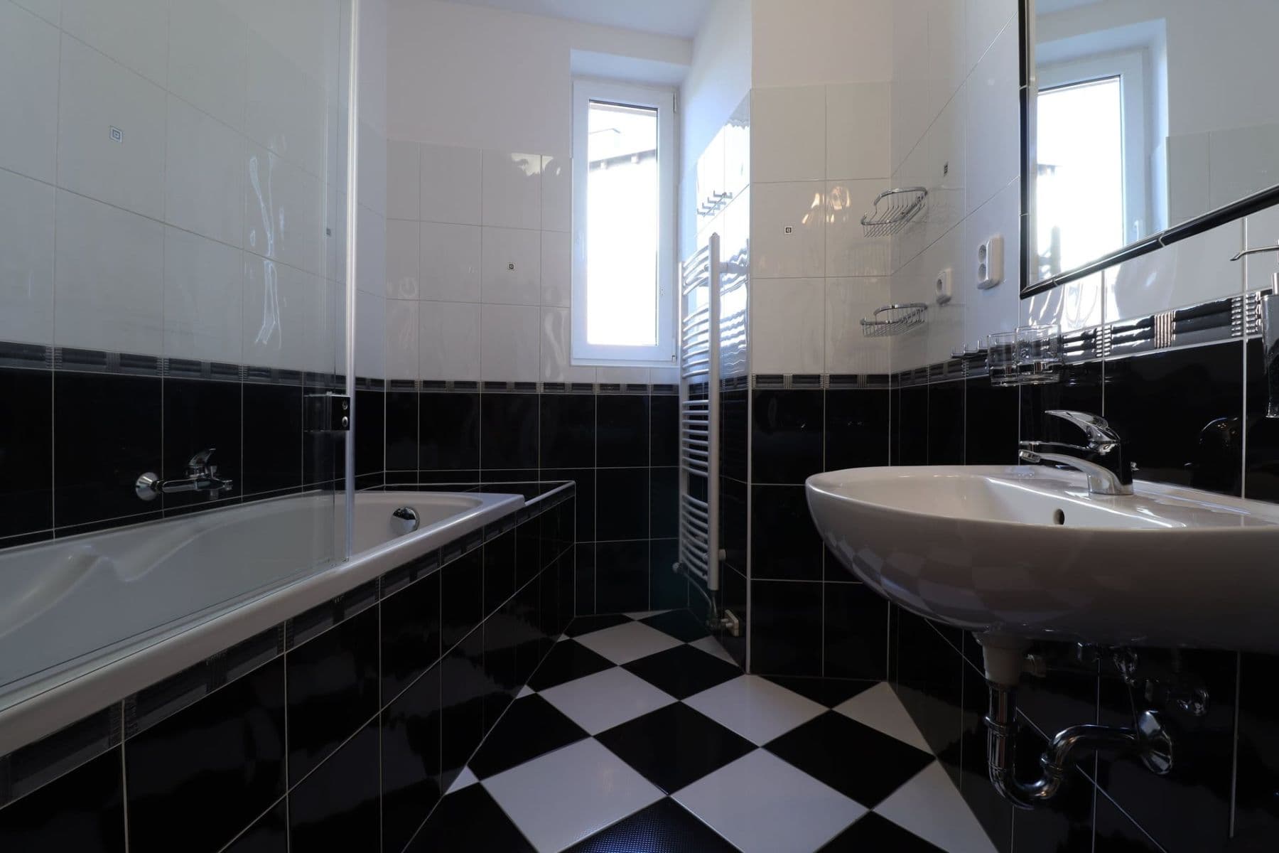 2 bedroom with open-plan kitchen flat to rent, 76 m², Pastevců, Prague, Prague 2 bedroom with open-plan kitchen flat to rent, 76 m², Pastevců, Prague, Prague