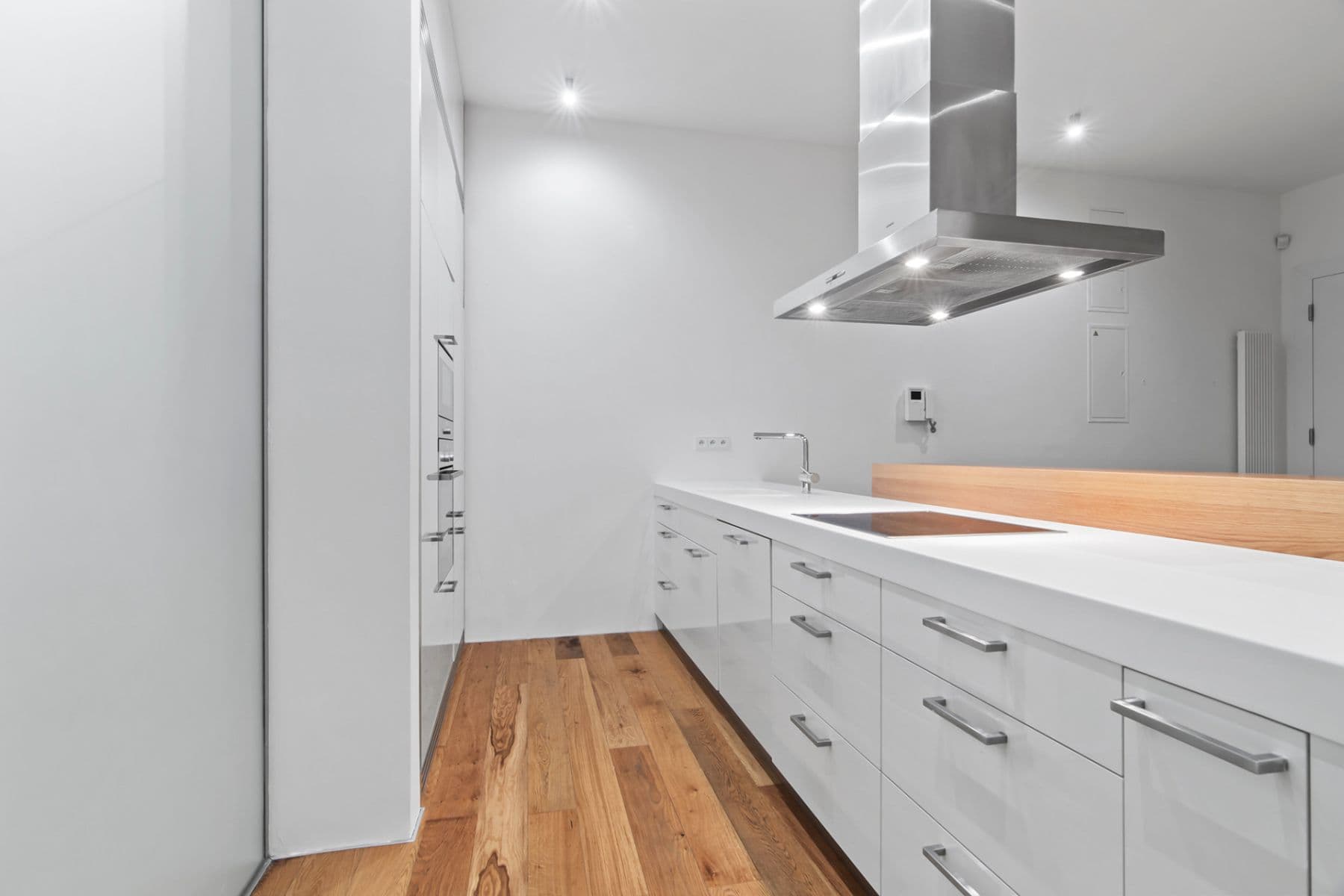 2 bedroom with open-plan kitchen flat to rent, 109 m², Laubova, Prague, Prague 2 bedroom with open-plan kitchen flat to rent, 109 m², Laubova, Prague, Prague