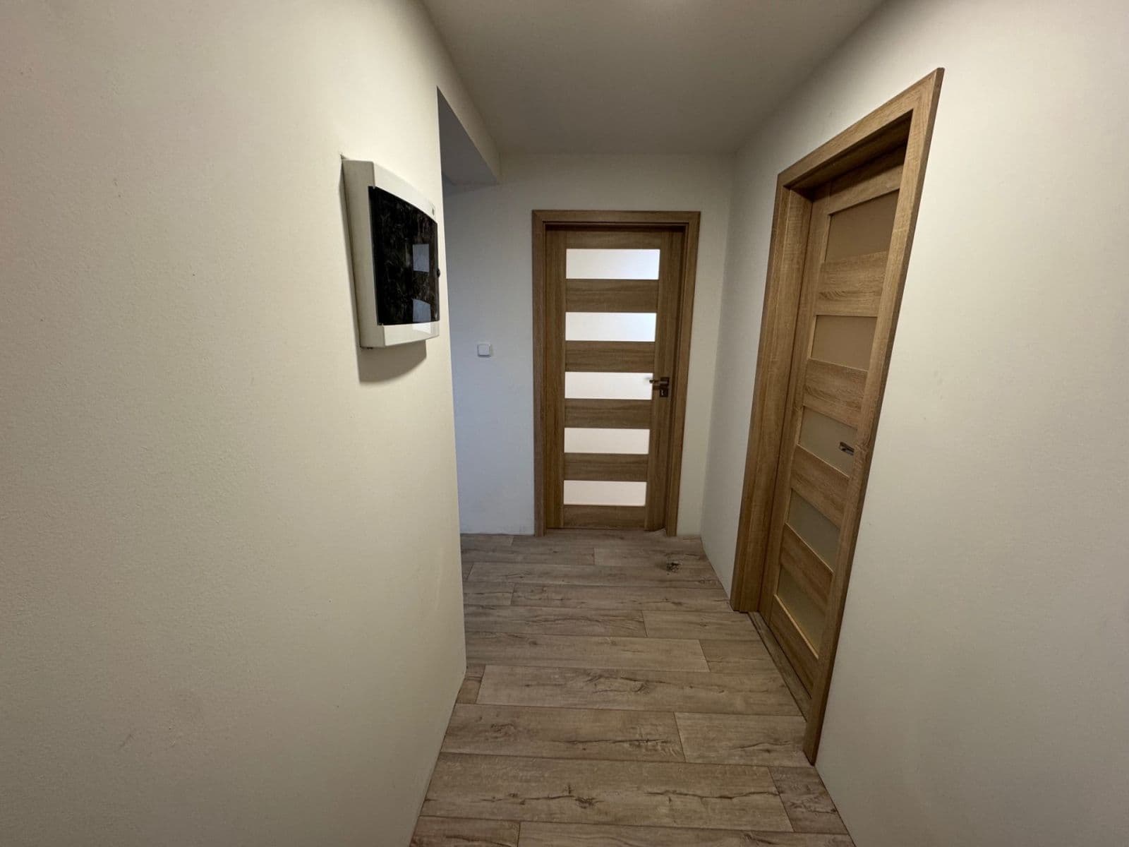 1 bedroom with open-plan kitchen flat to rent, 55 m², Štenclova, Dašice, Pardubický Region 1 bedroom with open-plan kitchen flat to rent, 55 m², Štenclova, Dašice, Pardubický Region