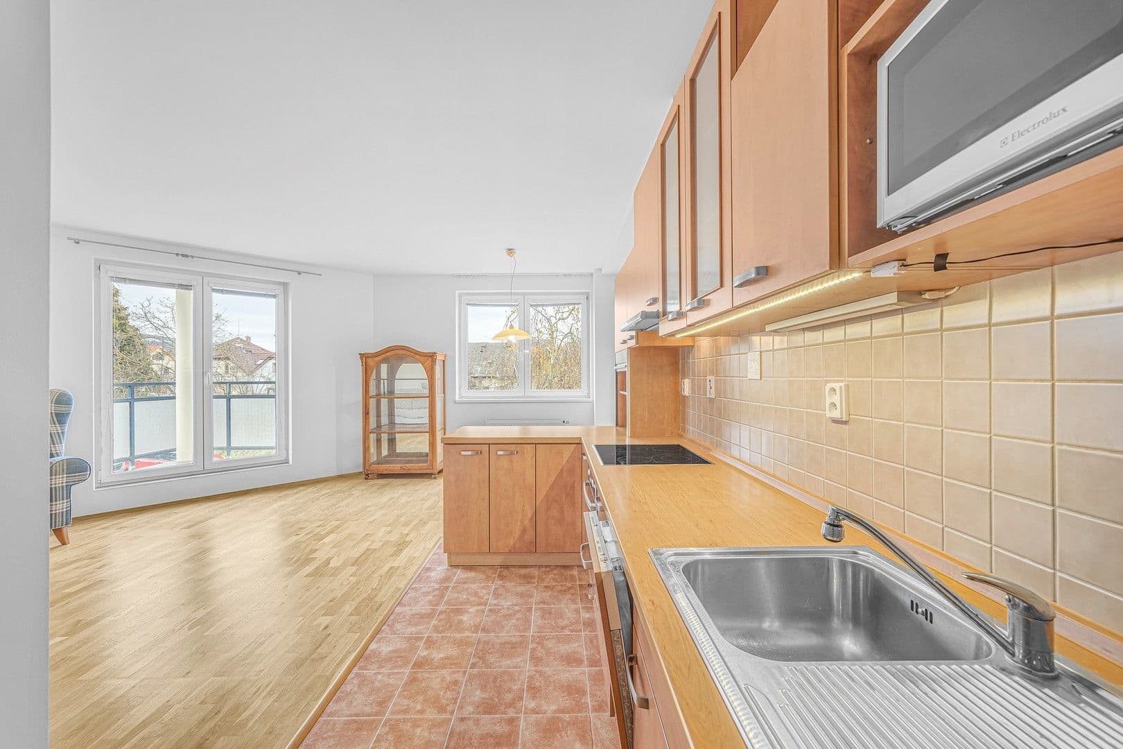 2 bedroom with open-plan kitchen flat to rent, 69 m², Josefa Kočího, Prague, Prague 2 bedroom with open-plan kitchen flat to rent, 69 m², Josefa Kočího, Prague, Prague