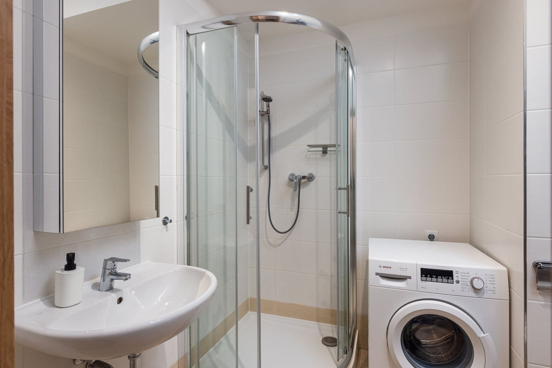 Studio flat to rent, 33 m², Toufarova, Prague, Prague Studio flat to rent, 33 m², Toufarova, Prague, Prague