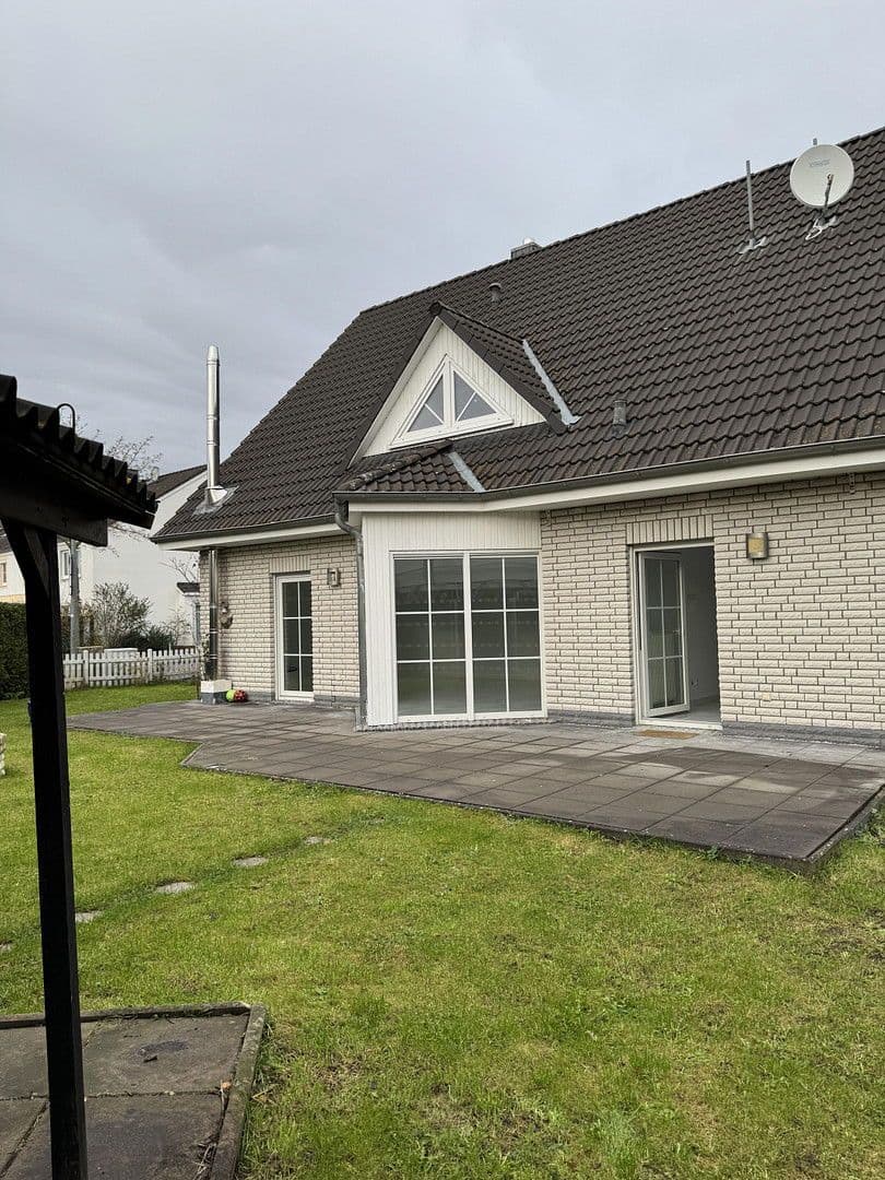 house for sale, 160 m², Am Kuhlager 14, Neustadt am Rübenberge, Lower Saxony house for sale, 160 m², Am Kuhlager 14, Neustadt am Rübenberge, Lower Saxony