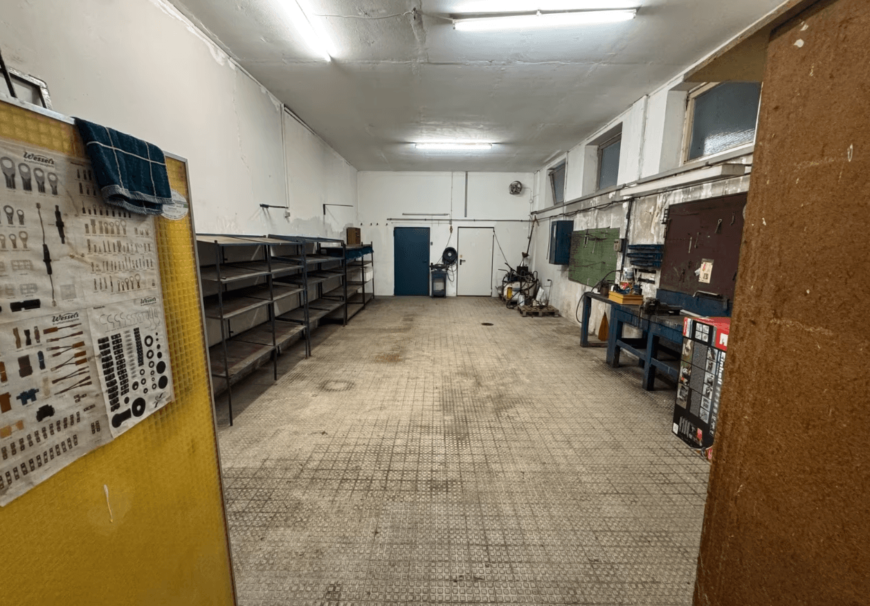 non-residential property to rent, 310 m², Hermann-Bahlsen-Str 2, Barsinghausen, Lower Saxony non-residential property to rent, 310 m², Hermann-Bahlsen-Str 2, Barsinghausen, Lower Saxony