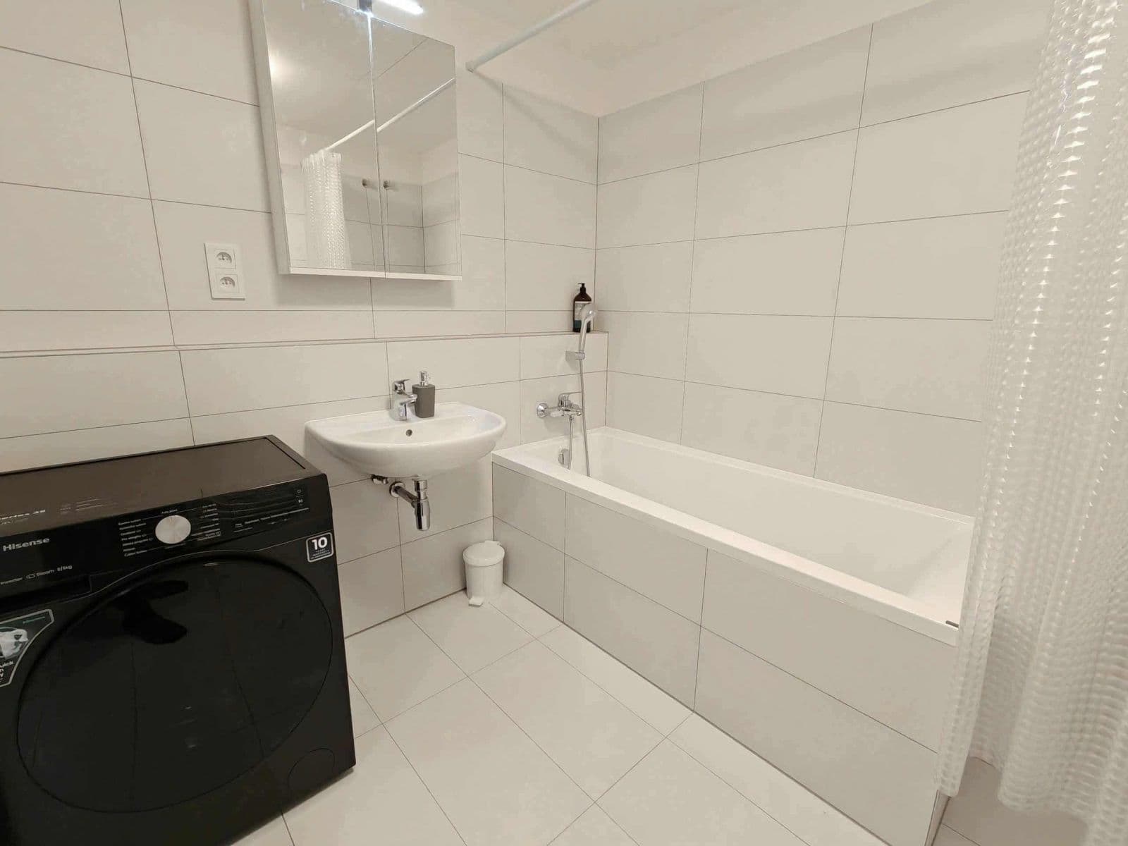 flat to rent, 73 m², Miloše Havla, Prague, Prague flat to rent, 73 m², Miloše Havla, Prague, Prague