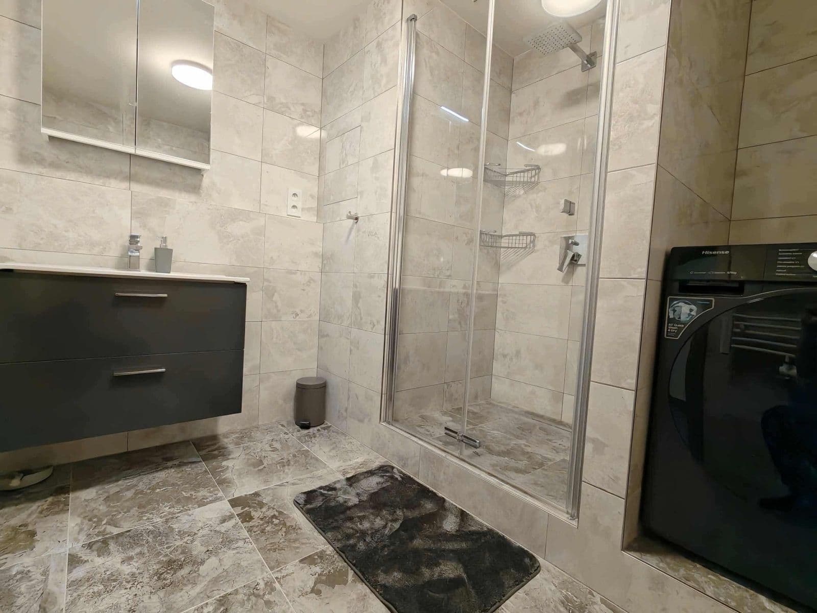 flat to rent, 77 m², Miloše Havla, Prague, Prague flat to rent, 77 m², Miloše Havla, Prague, Prague