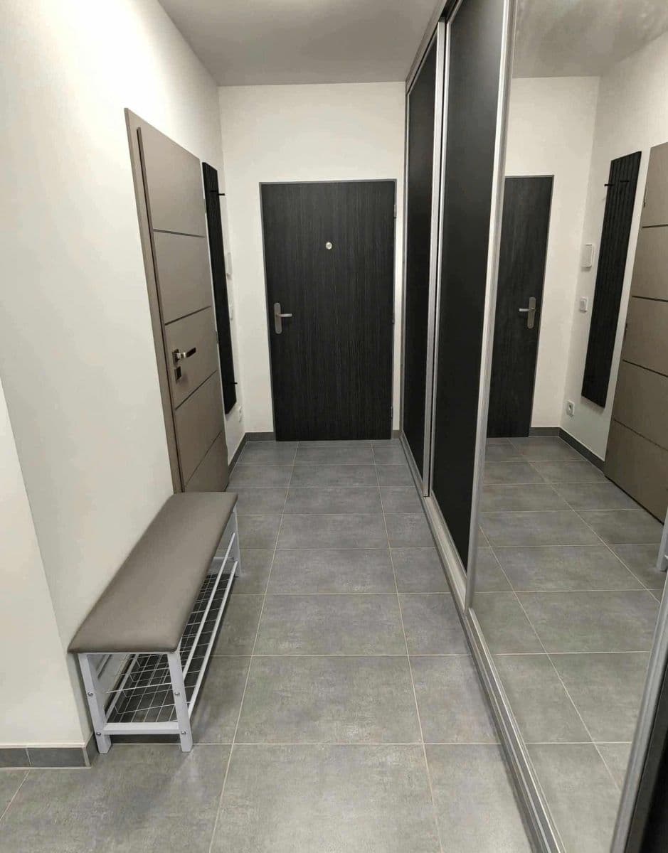 flat to rent, 77 m², Miloše Havla, Prague, Prague flat to rent, 77 m², Miloše Havla, Prague, Prague