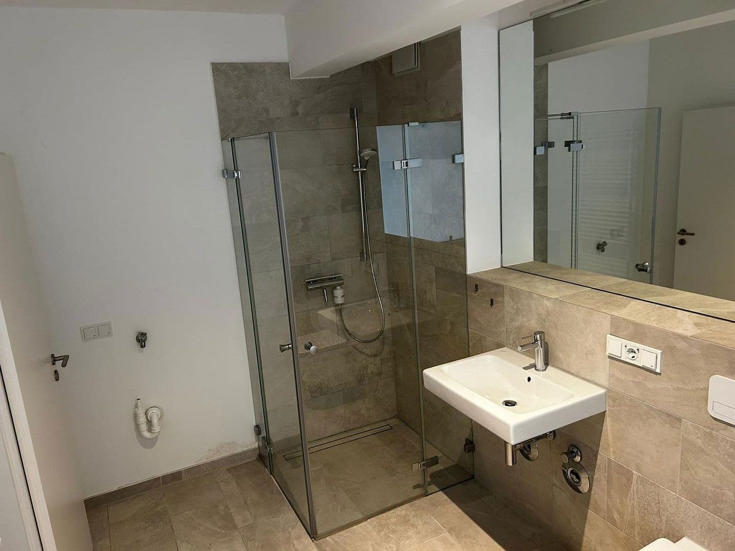 house for sale, 1,063 m², Bagelstraße 104, Düsseldorf, North Rhine-Westphalia house for sale, 1,063 m², Bagelstraße 104, Düsseldorf, North Rhine-Westphalia