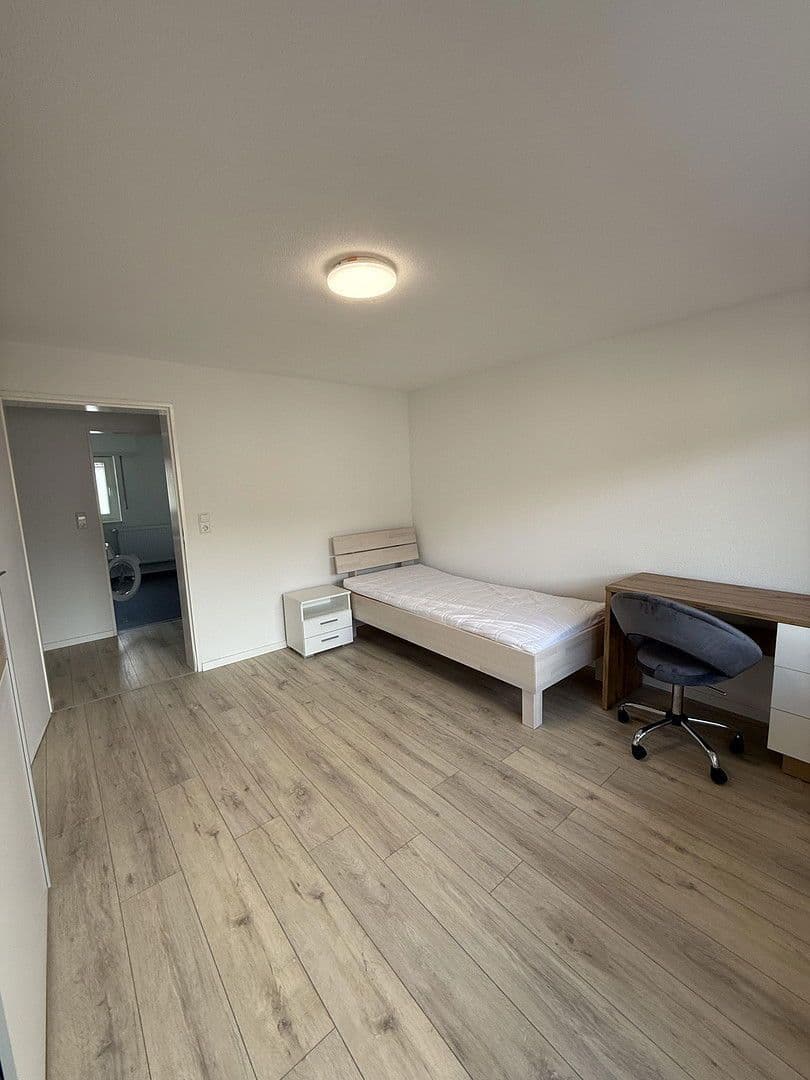 3 bedroom flat to rent, 19 m², Trifeslsstraße 79, Ludwigshafen, Rhineland-Palatinate 3 bedroom flat to rent, 19 m², Trifeslsstraße 79, Ludwigshafen, Rhineland-Palatinate