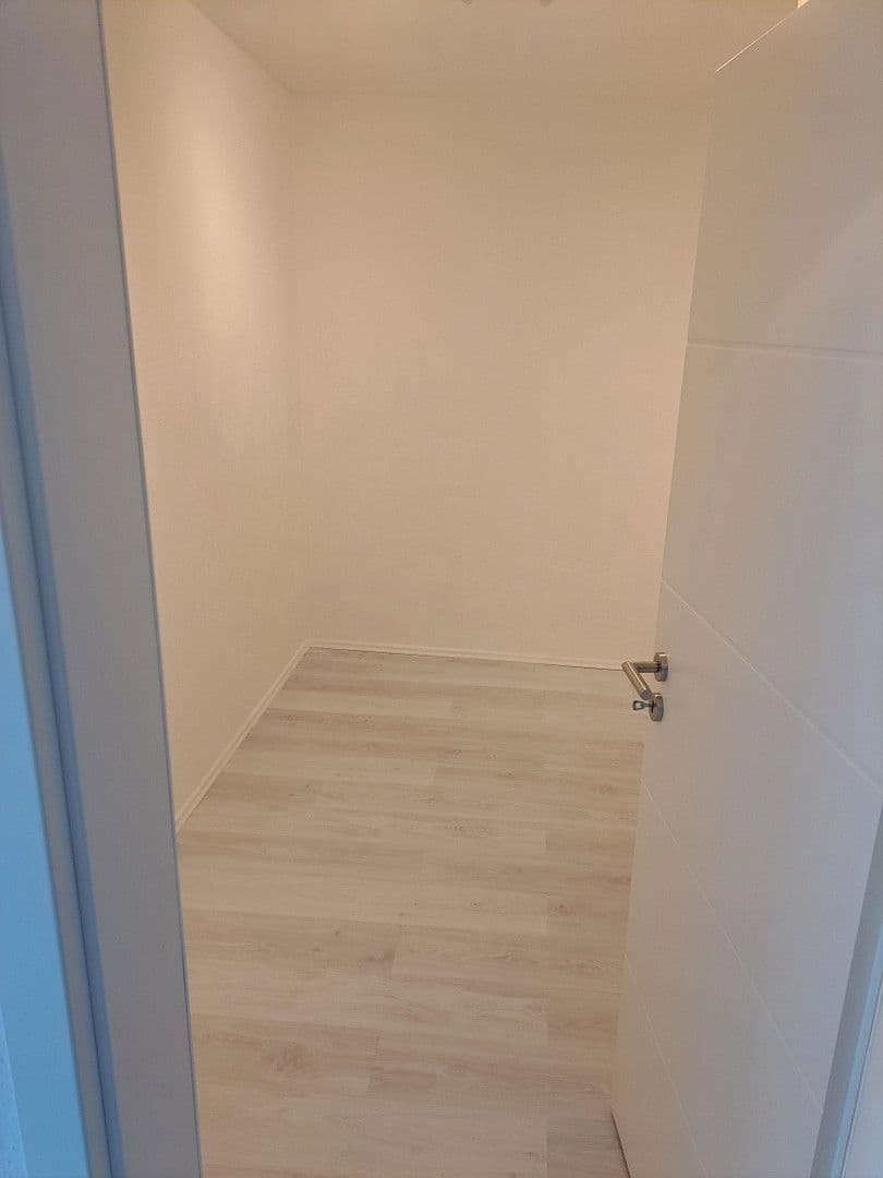 1 bedroom with open-plan kitchen flat to rent, 88 m², Im Falkenhorst 8, Köln, North Rhine-Westphalia 1 bedroom with open-plan kitchen flat to rent, 88 m², Im Falkenhorst 8, Köln, North Rhine-Westphalia