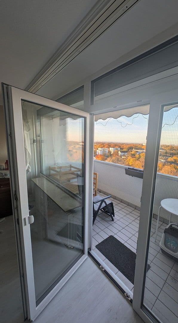 1 bedroom with open-plan kitchen flat to rent, 88 m², Im Falkenhorst 8, Köln, North Rhine-Westphalia 1 bedroom with open-plan kitchen flat to rent, 88 m², Im Falkenhorst 8, Köln, North Rhine-Westphalia