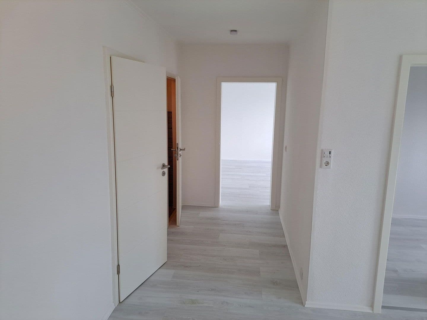 1 bedroom with open-plan kitchen flat to rent, 88 m², Im Falkenhorst 8, Köln, North Rhine-Westphalia 1 bedroom with open-plan kitchen flat to rent, 88 m², Im Falkenhorst 8, Köln, North Rhine-Westphalia