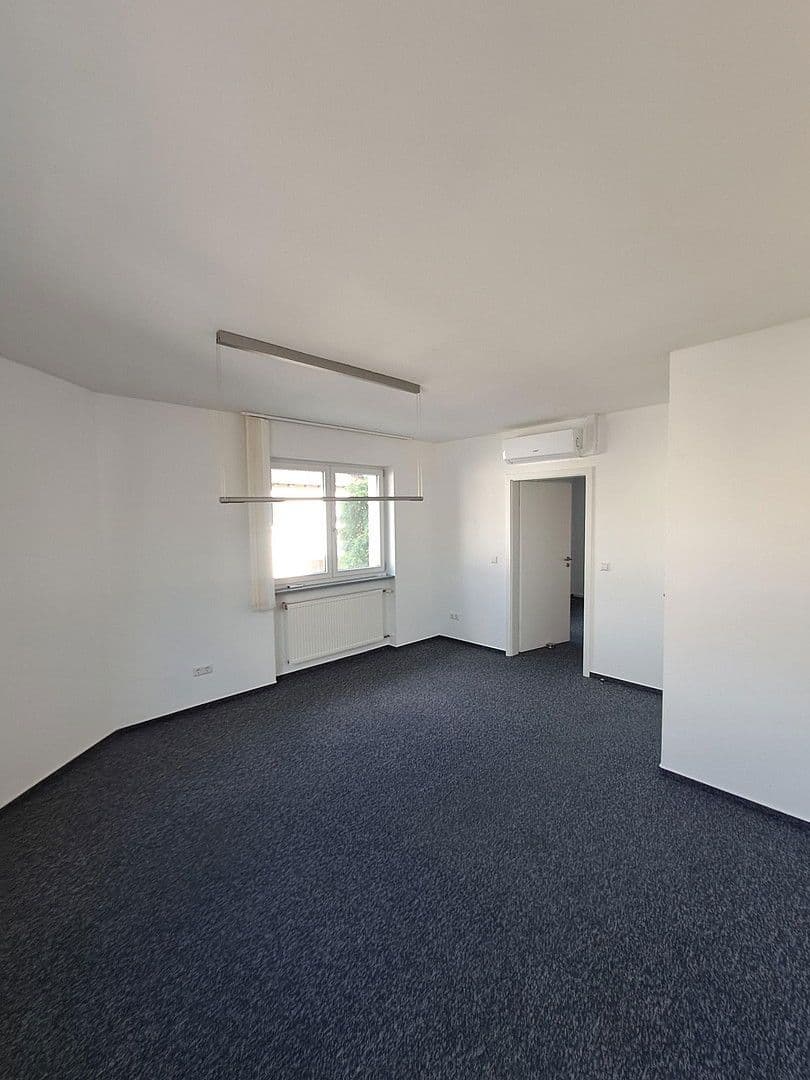 office to rent, 120 m², Friedrichstraße 30, Schwetzingen, Baden-Württemberg office to rent, 120 m², Friedrichstraße 30, Schwetzingen, Baden-Württemberg