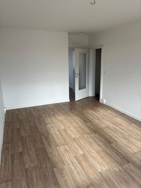 3 bedroom flat to rent, 58 m², Askanische Straße 104, Dessau-Roßlau, Saxony-Anhalt 3 bedroom flat to rent, 58 m², Askanische Straße 104, Dessau-Roßlau, Saxony-Anhalt