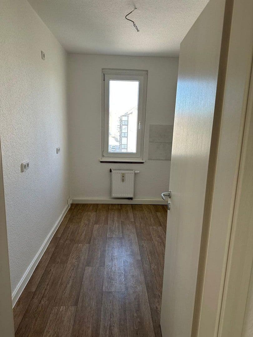 3 bedroom flat to rent, 58 m², Askanische Straße 104, Dessau-Roßlau, Saxony-Anhalt 3 bedroom flat to rent, 58 m², Askanische Straße 104, Dessau-Roßlau, Saxony-Anhalt