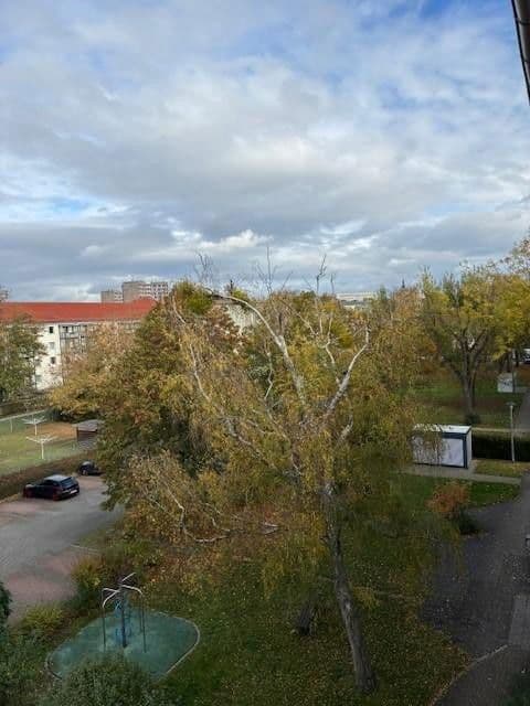 3 bedroom flat to rent, 58 m², Askanische Straße 104, Dessau-Roßlau, Saxony-Anhalt 3 bedroom flat to rent, 58 m², Askanische Straße 104, Dessau-Roßlau, Saxony-Anhalt