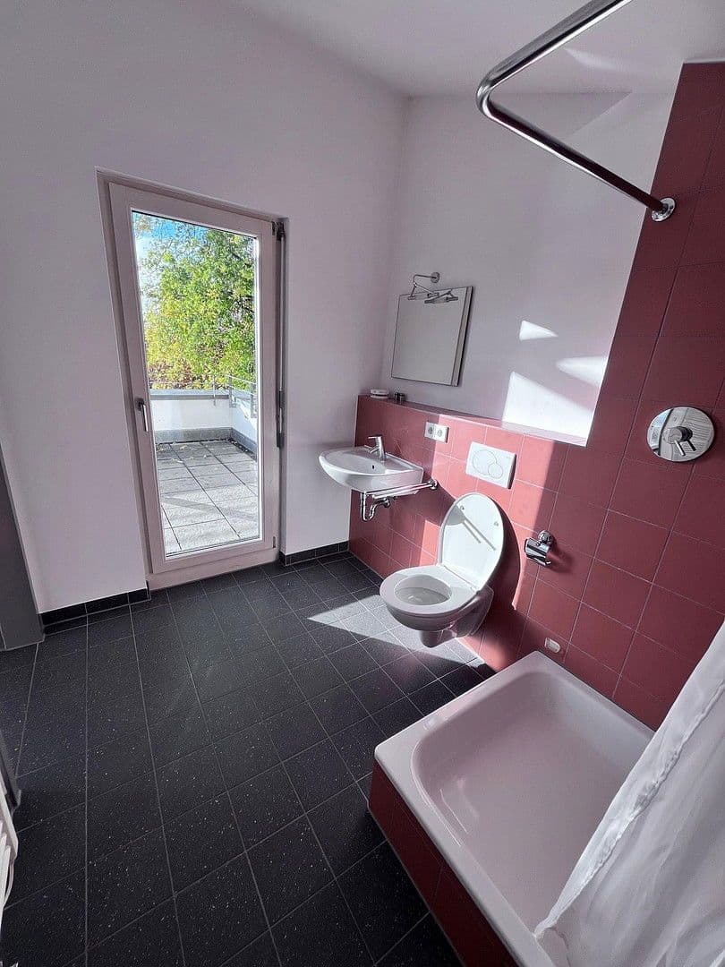 5 bedroom flat to rent, 136 m², Weinstadt, Baden-Württemberg 5 bedroom flat to rent, 136 m², Weinstadt, Baden-Württemberg