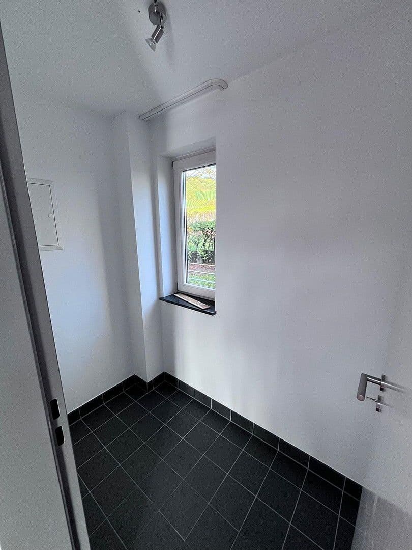 5 bedroom flat to rent, 136 m², Weinstadt, Baden-Württemberg 5 bedroom flat to rent, 136 m², Weinstadt, Baden-Württemberg