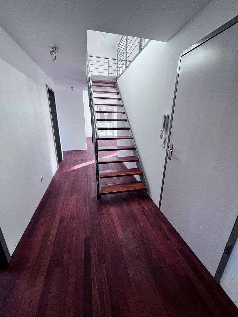 5 bedroom flat to rent, 136 m², Weinstadt, Baden-Württemberg 5 bedroom flat to rent, 136 m², Weinstadt, Baden-Württemberg