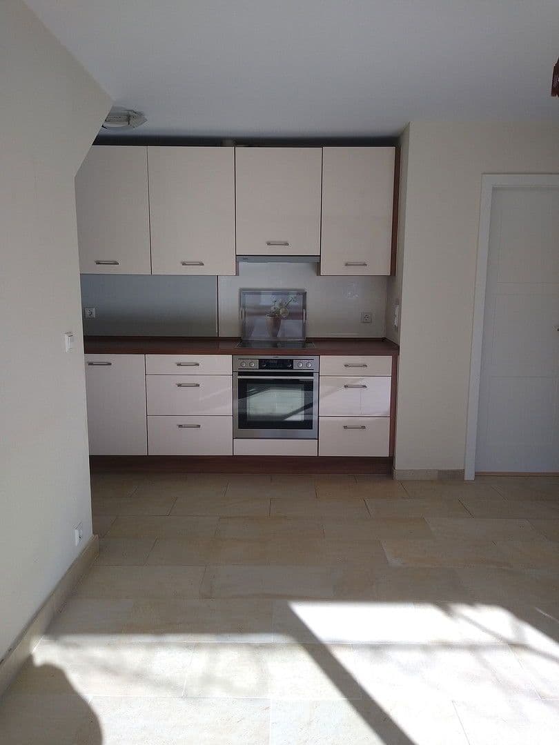 2 bedroom with open-plan kitchen flat to rent, 100 m², Bad Wildbad, Baden-Württemberg 2 bedroom with open-plan kitchen flat to rent, 100 m², Bad Wildbad, Baden-Württemberg