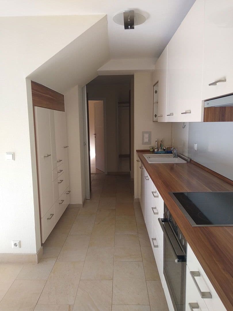 2 bedroom with open-plan kitchen flat to rent, 100 m², Bad Wildbad, Baden-Württemberg 2 bedroom with open-plan kitchen flat to rent, 100 m², Bad Wildbad, Baden-Württemberg