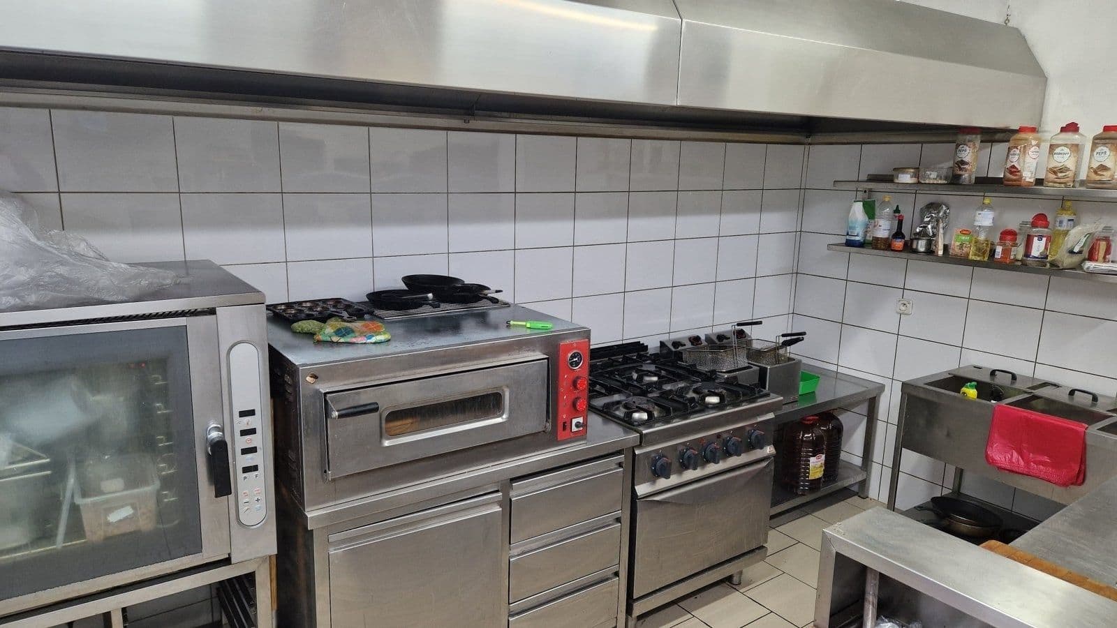 non-residential property to rent, 570 m², Sokolská třída, Ostrava, Moravskoslezský Region non-residential property to rent, 570 m², Sokolská třída, Ostrava, Moravskoslezský Region