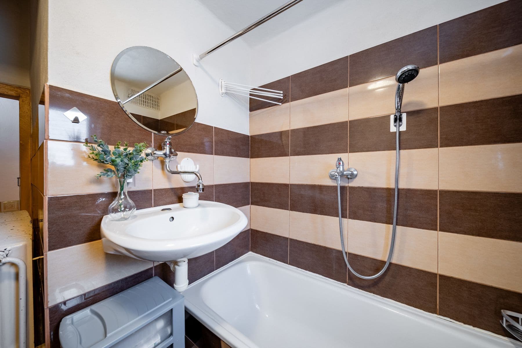 house for sale, 98 m², třída 5. května, Lišov, Jihočeský Region house for sale, 98 m², třída 5. května, Lišov, Jihočeský Region