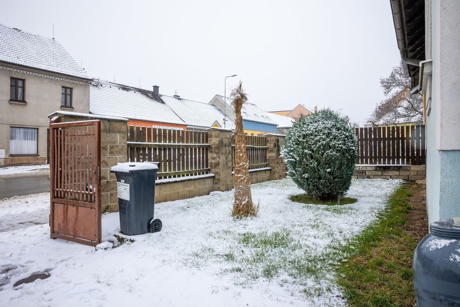 house for sale, 98 m², třída 5. května, Lišov, Jihočeský Region house for sale, 98 m², třída 5. května, Lišov, Jihočeský Region